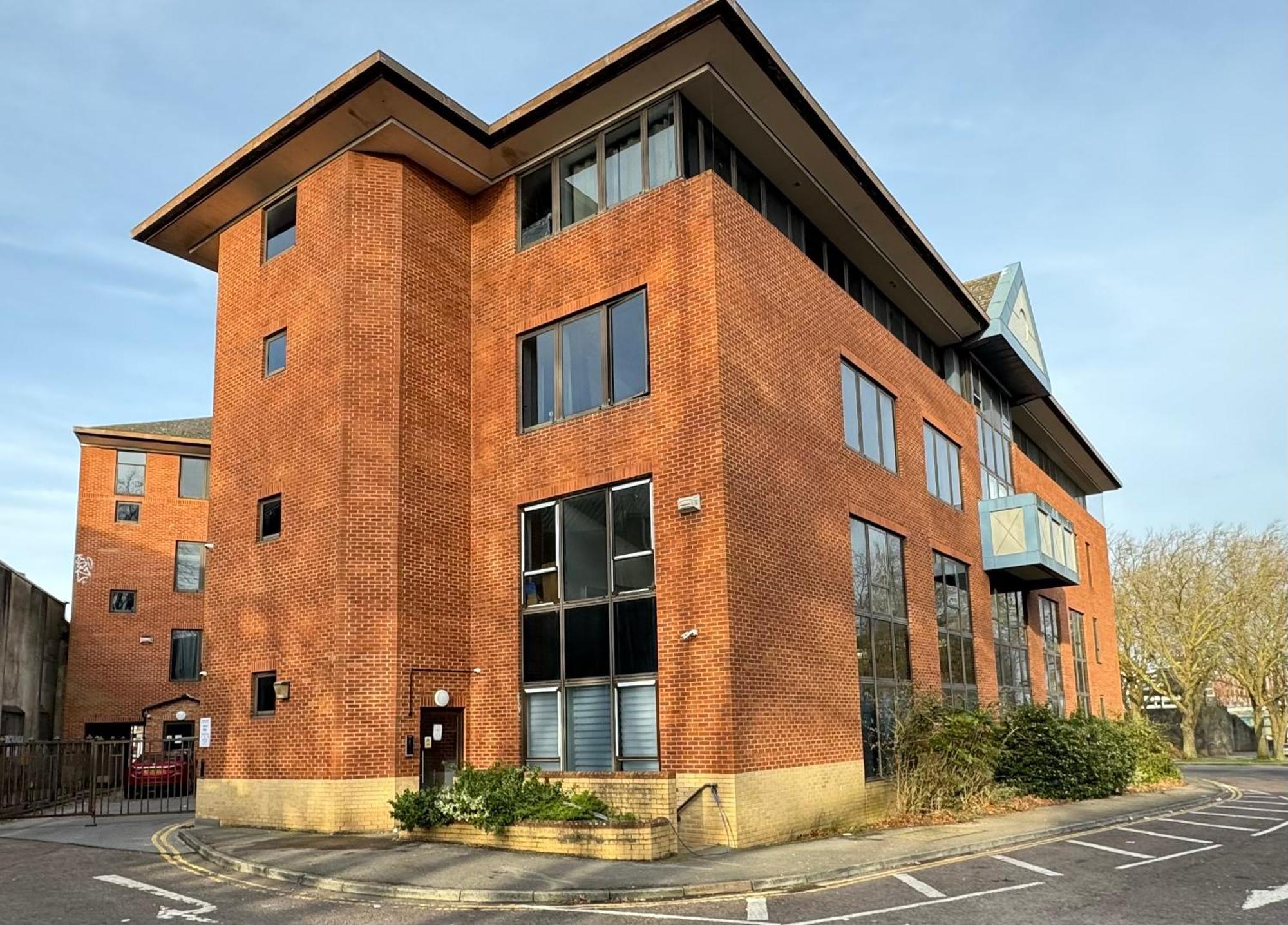 Elegant One Bedroom Apartment Swindon Exteriér fotografie