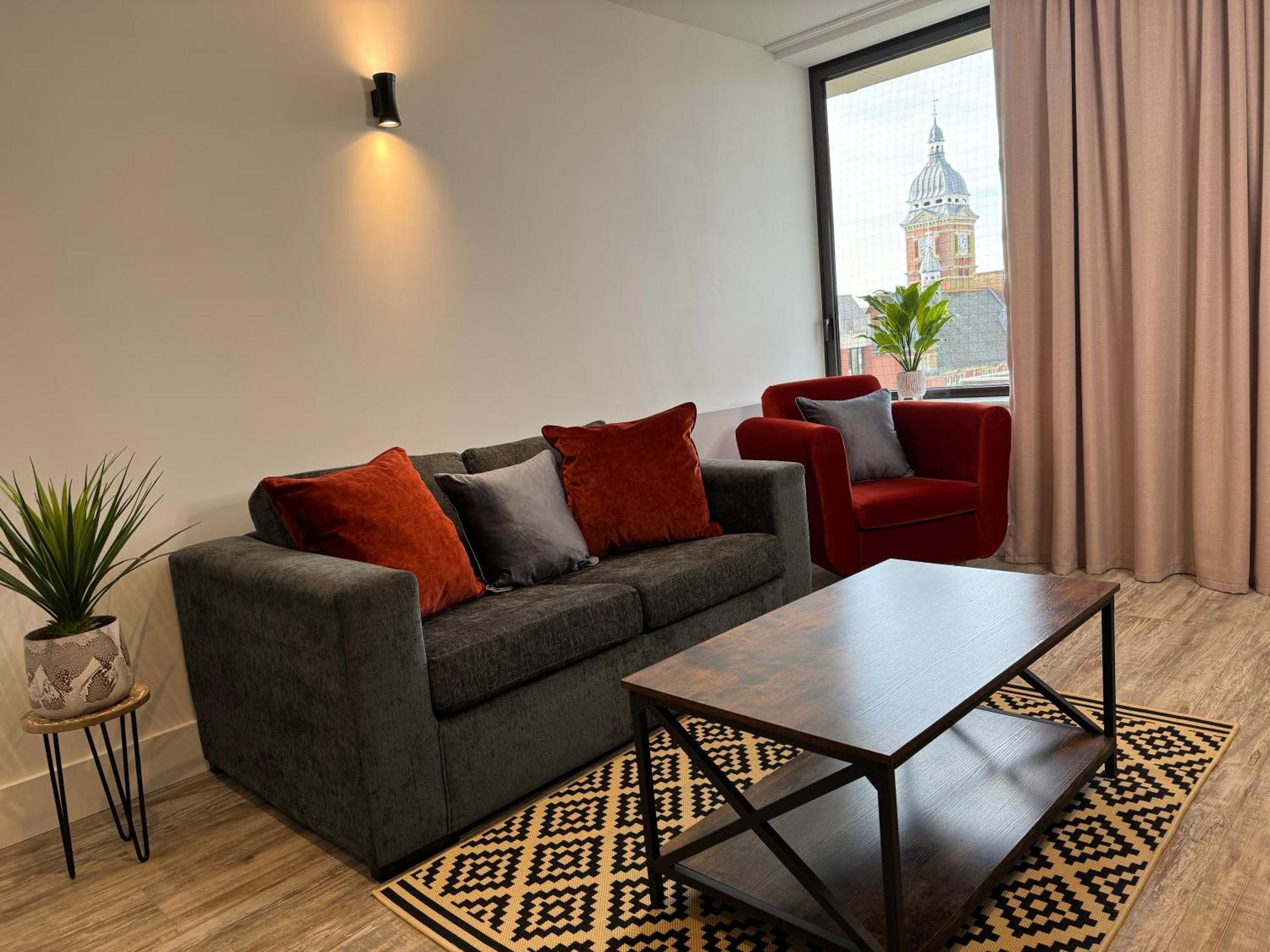 Elegant One Bedroom Apartment Swindon Exteriér fotografie